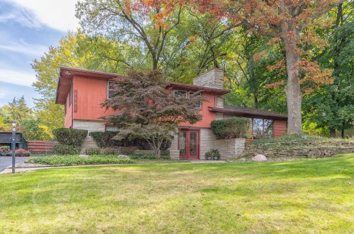 5239 Bronson Blvd, Kalamazoo, MI 49024-5747