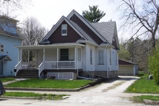 705 State St, Champaign IL  61820-2912 exterior