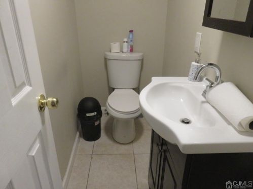 75 Commerce St, Perth Amboy NJ 08861-4234 exterior