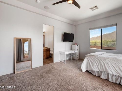 39618 12 St, Phoenix AZ 85086-8850 exterior