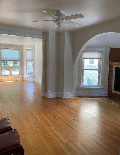 2119 Montrose Ave, Chicago IL  60618-1719 exterior