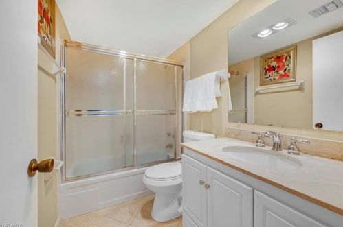 3055 Riviera Dr, Naples FL 34103-2753 exterior