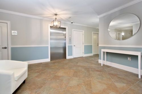 990 Vfw Pkwy, Boston MA exterior