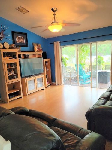 11603 Misty Isle Ln, Riverview FL 33579-9704 exterior