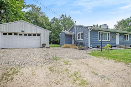 2868 2nd St, Kalamazoo, MI 49009-8530