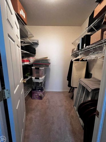 16331 Grandview Dr, Macomb Township MI 48044-4068 exterior