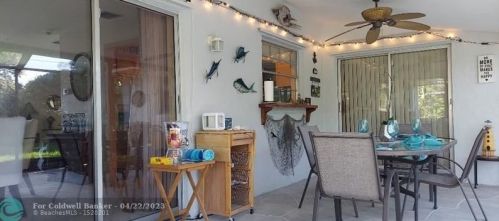 382 Gulfstream Ave, Fort Pierce FL  34983-1219 exterior