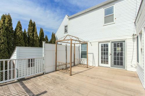 4 Westville Rd, Plaistow NH exterior