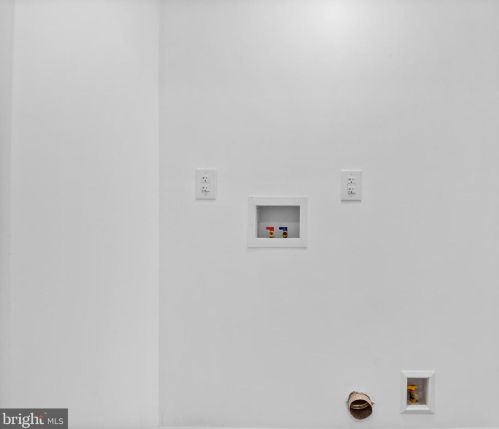 5438 Delancey St, Philadelphia PA  19143-1409 exterior