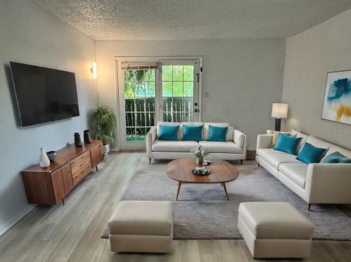 199 Afton Sq, Altamonte Springs, FL 32714-3829