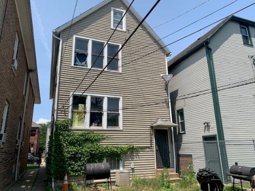 8049 Coles Ave, Chicago IL  60617-1626 exterior