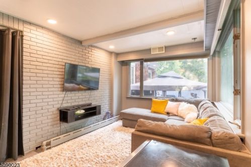 312 36th St, Paterson NJ 07504-1716 exterior