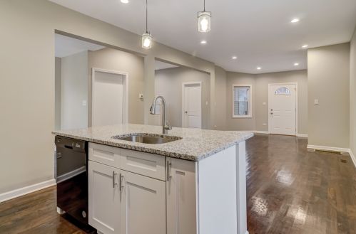 628 15 Ave, Broadview IL 60153-1204 exterior