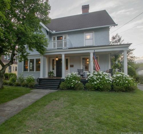 49 Forest St, New Britain, CT 06052-1424