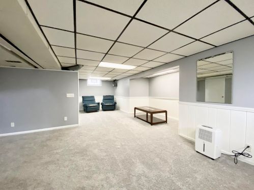 2069 Collingwood Ave, Wyoming MI exterior