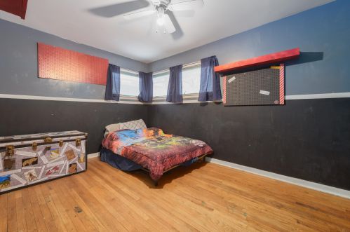 668 Melrose St, Plainwell MI 49080-2207 exterior