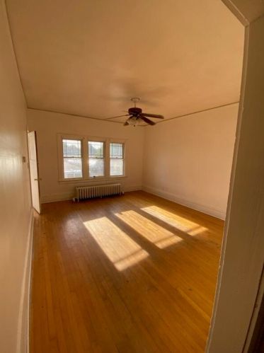 1252 45, Milwaukee WI 53210-2403 exterior