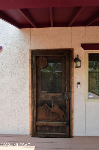 1739 Miles St, Tucson AZ  85719-6240 exterior