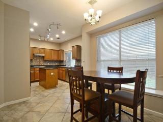 8724 Escabosa Dr, Austin TX  78748-5269 exterior