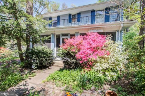 906 Heather Ave, Silver Spring, MD 20912-5832