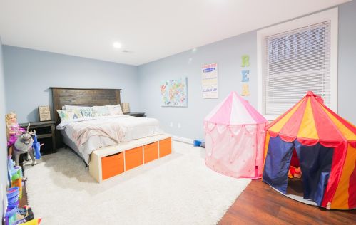 6690 Minard Dr, Meskegon MI 49442-4996 exterior