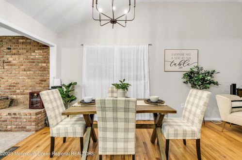 38 Normandy Ct, Middletown NJ 07748-3221 exterior