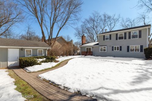 1080 Butler Dr, Bull Valley IL 60014-6927 exterior