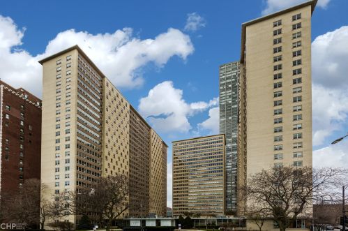 3950 Lake Shore Dr, Chicago IL  60613-3434 exterior