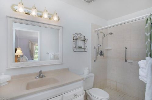 4736 25 Ave, Naples FL 34116-7768 exterior