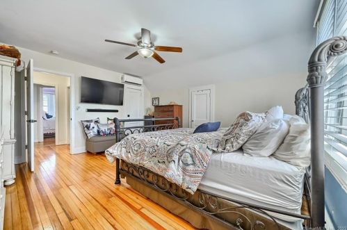 54 Belmont St, New Britain CT 06053-3506 exterior