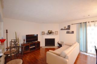 1604 Queen Anne Ct, Atlanta GA  30350-2089 exterior