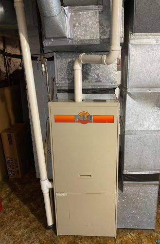 26 6 St, Duluth MN 55810-2240 exterior