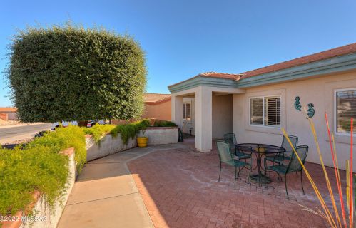 919 Ashworth Rd, Green Valley AZ 85614-5942 exterior