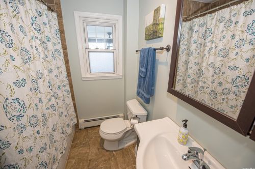 32 Adelaide St, Huntington Station NY 11746-3441 exterior