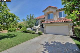 2066 Bluerock Ct, Concord CA  94521-1672 exterior