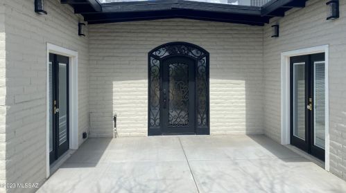 3955 Bear Canyon Rd, Tucson AZ  85749-8220 exterior