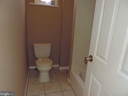 829 41 St, Philadelphia PA 19104-2236 exterior