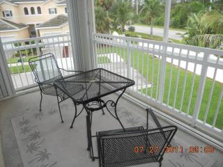 307 Compass Dr, Fort Pierce FL  34949-9142 exterior