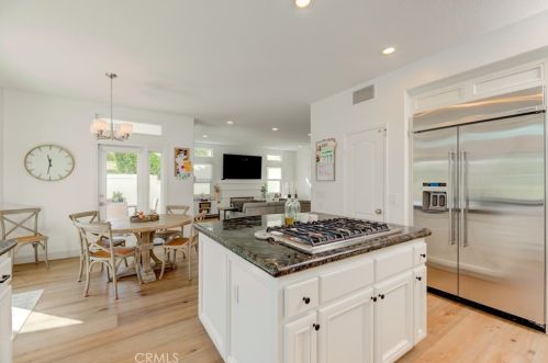 12080 Riviera, Tustin CA  92782-1203 exterior