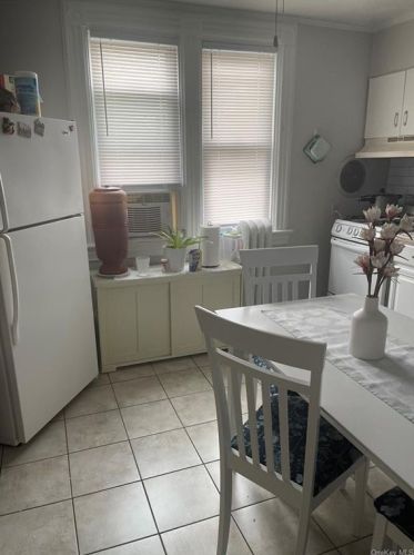 129 Cottage Ave, Mount Vernon NY 10550-1404 exterior