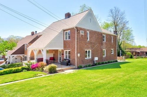 364 Questend Ave, Pittsburgh PA 15228-2462 exterior