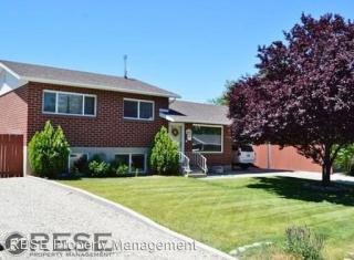 992 Diamond Way, Sandy UT  84094-4616 exterior