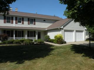 20896 Springfield Cir, Cleveland, OH 44149-5834