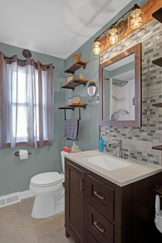 2844 12 Ave, Broadview IL 60155-4839 exterior