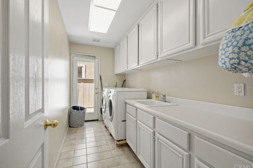 45297 Camino Monzon, Temecula CA 92592-1300 exterior