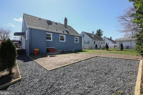 217 Church St, Blenheim NJ 08012-3907 exterior