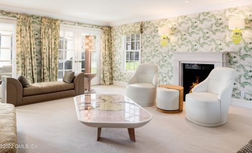 7 Cobb Is Dr, Greenwich CT 06830-7244 exterior