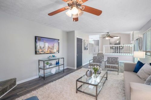 5576 Ln Fleur Trl, Lithonia GA 30038-2843 exterior