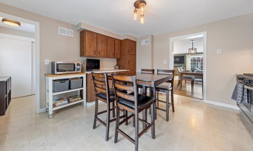 5540 Olcott Ave, Chicago IL 60706-1136 exterior