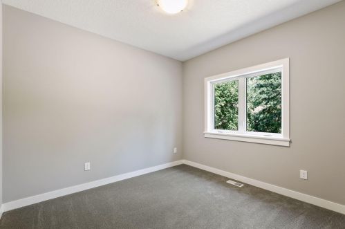 115 Greenwood St, Saint Paul MN 55115-2247 exterior